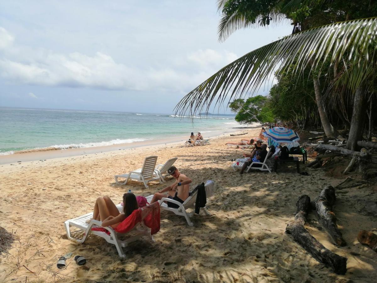 Sonny Island Resort Cabanas Frente Al Mar Punta Bajo Rico Екстер'єр фото
